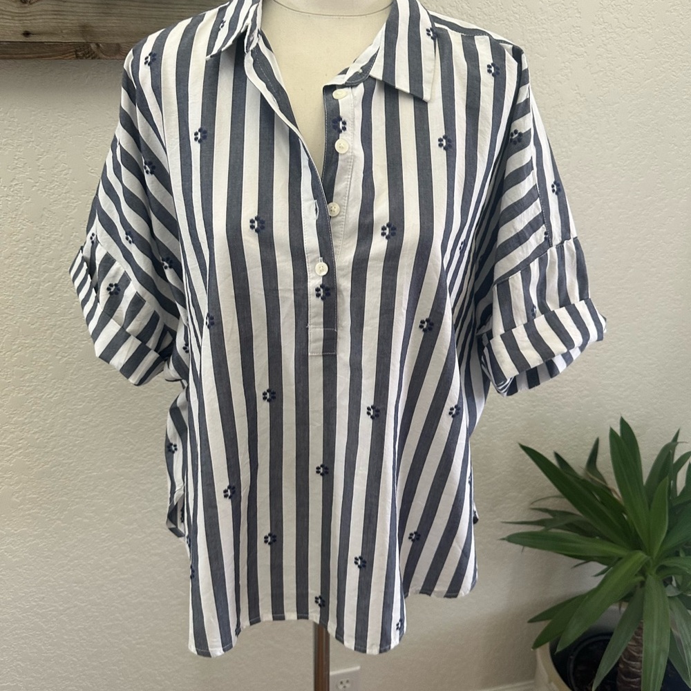LOFT Striped Button Popover boxy blouse top Shirt size M NWOT